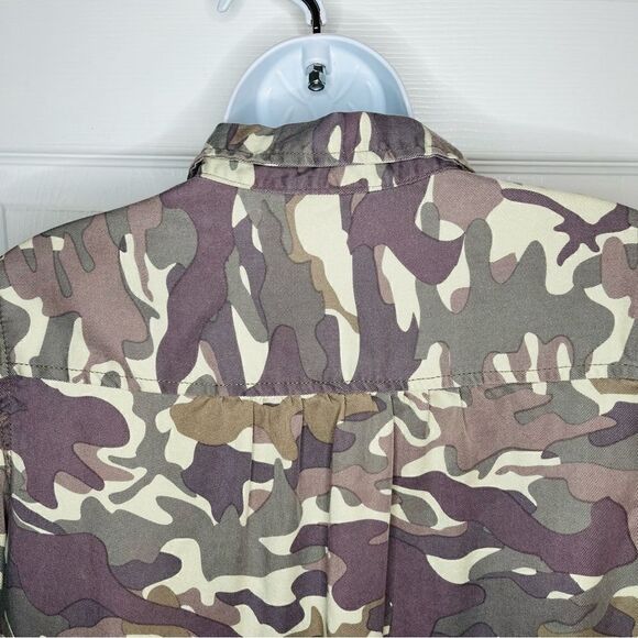 VELVET HEART Camo Button Down Shirt Bottom Ruffle Green S - Picture 10 of 13